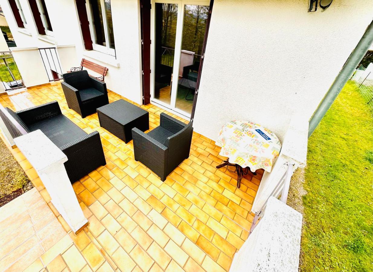 Agreable Maison Avec Jardin A Жуанвиль Экстерьер фото